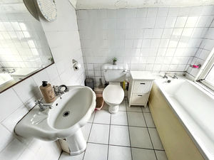 Photo 7- click for photo gallery